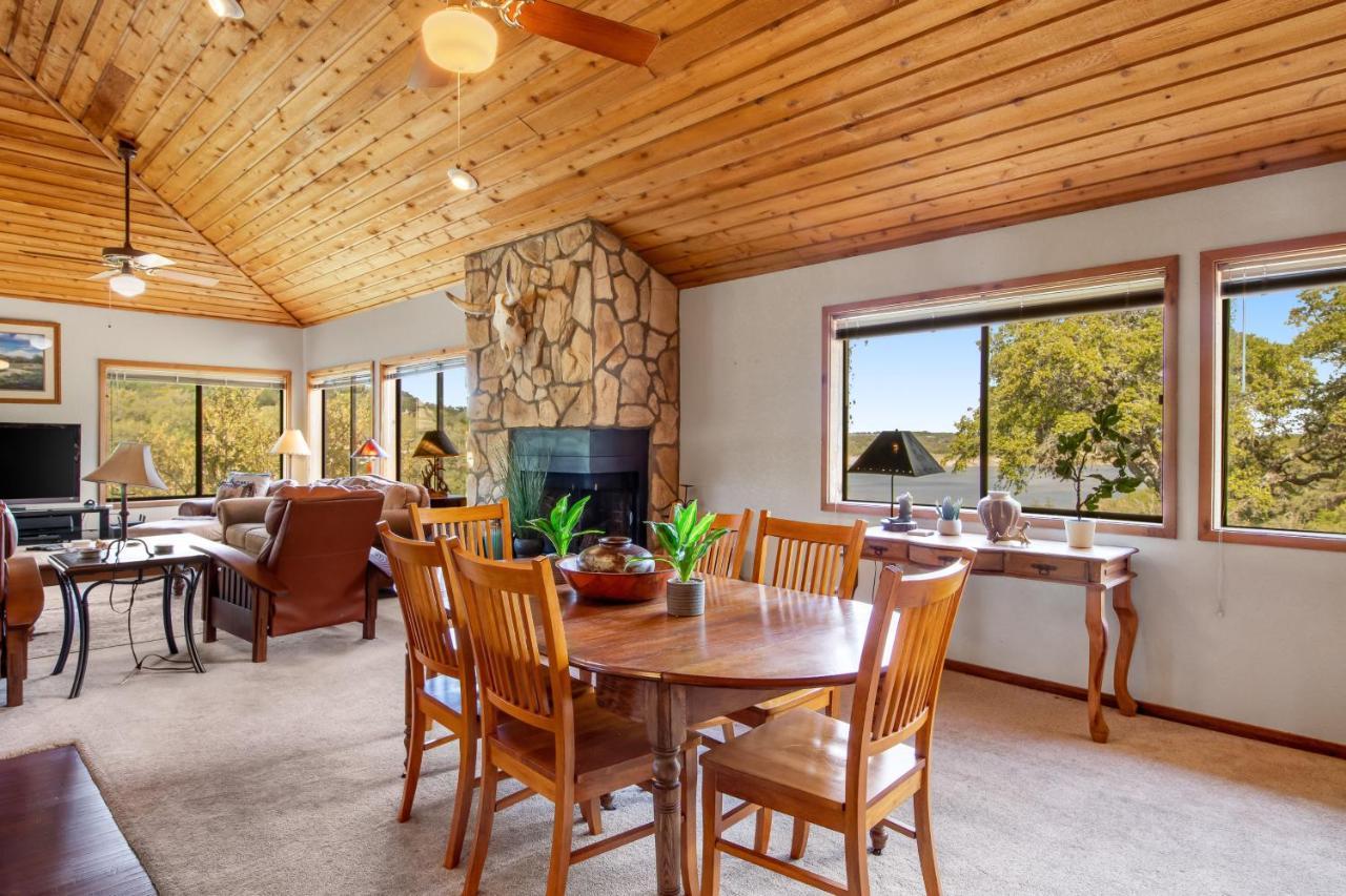 Spicewood Treehouse Villa Dış mekan fotoğraf
