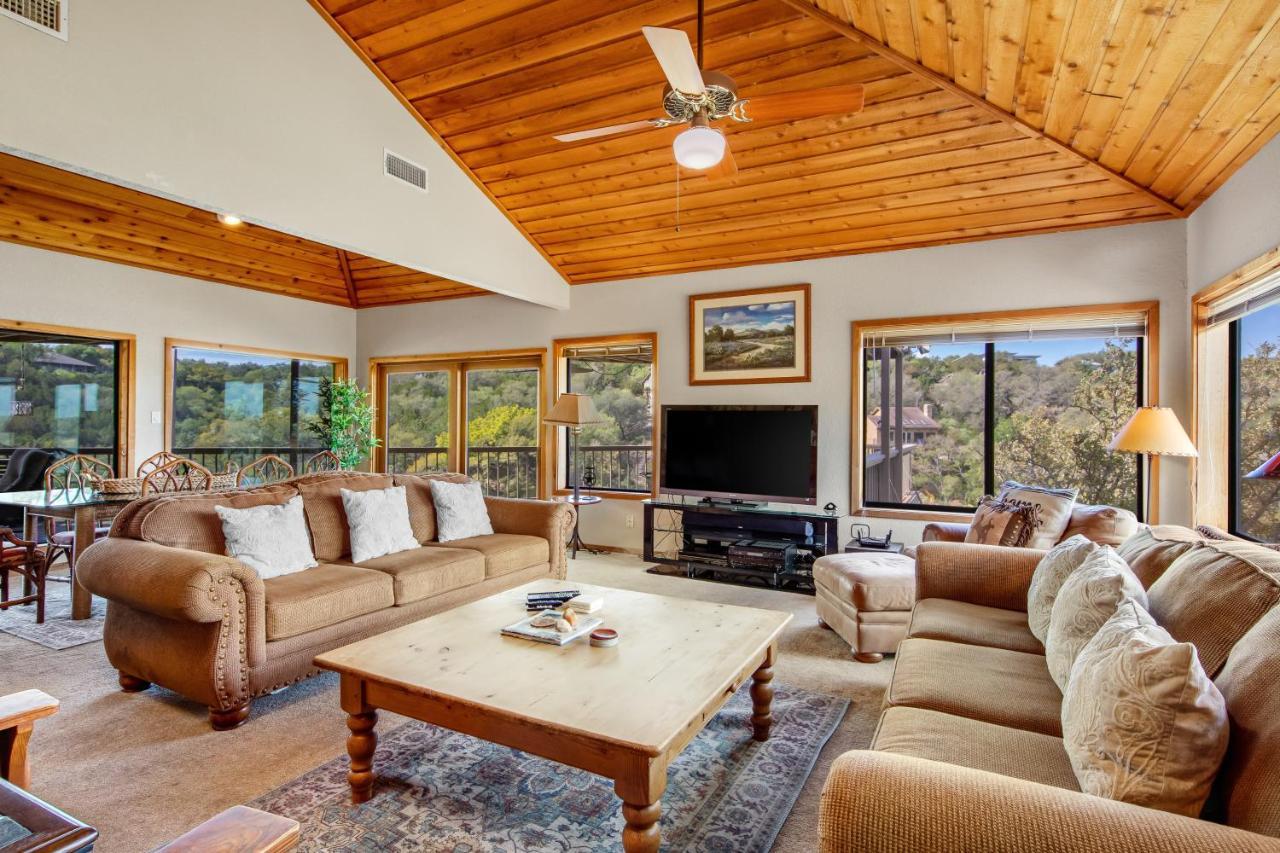 Spicewood Treehouse Villa Dış mekan fotoğraf