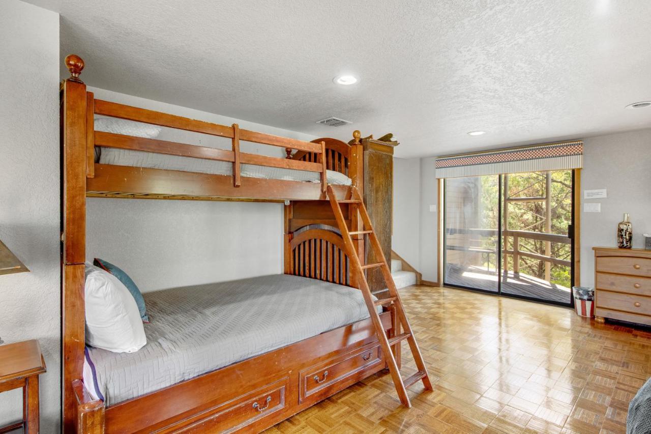 Spicewood Treehouse Villa Dış mekan fotoğraf